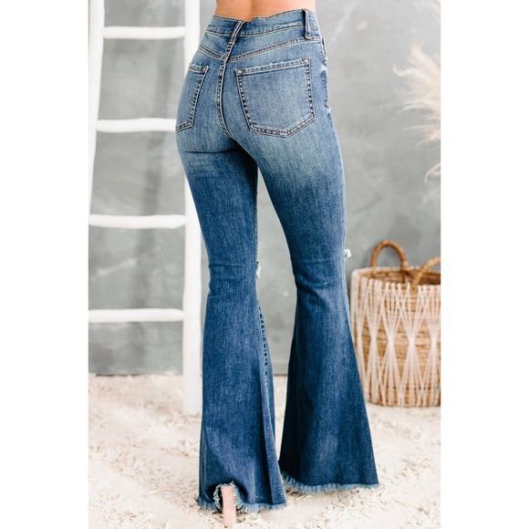 All Flared Up Distressed High Rise Sneak Peek Jeans (Medi Dark) Sz  13/w31  NWT - Picture 3 of 6